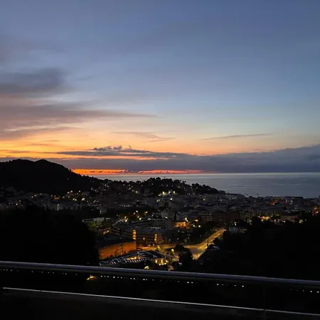 Mediterraneo Semesterbostad *